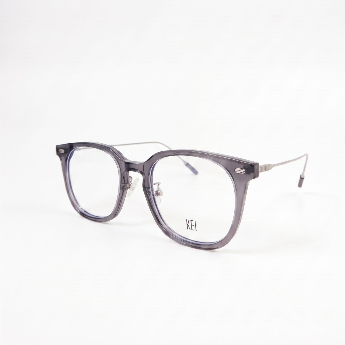 Nook Smoke Grey / Silver