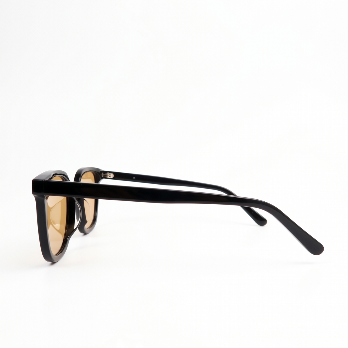 Ritual Black / Amber